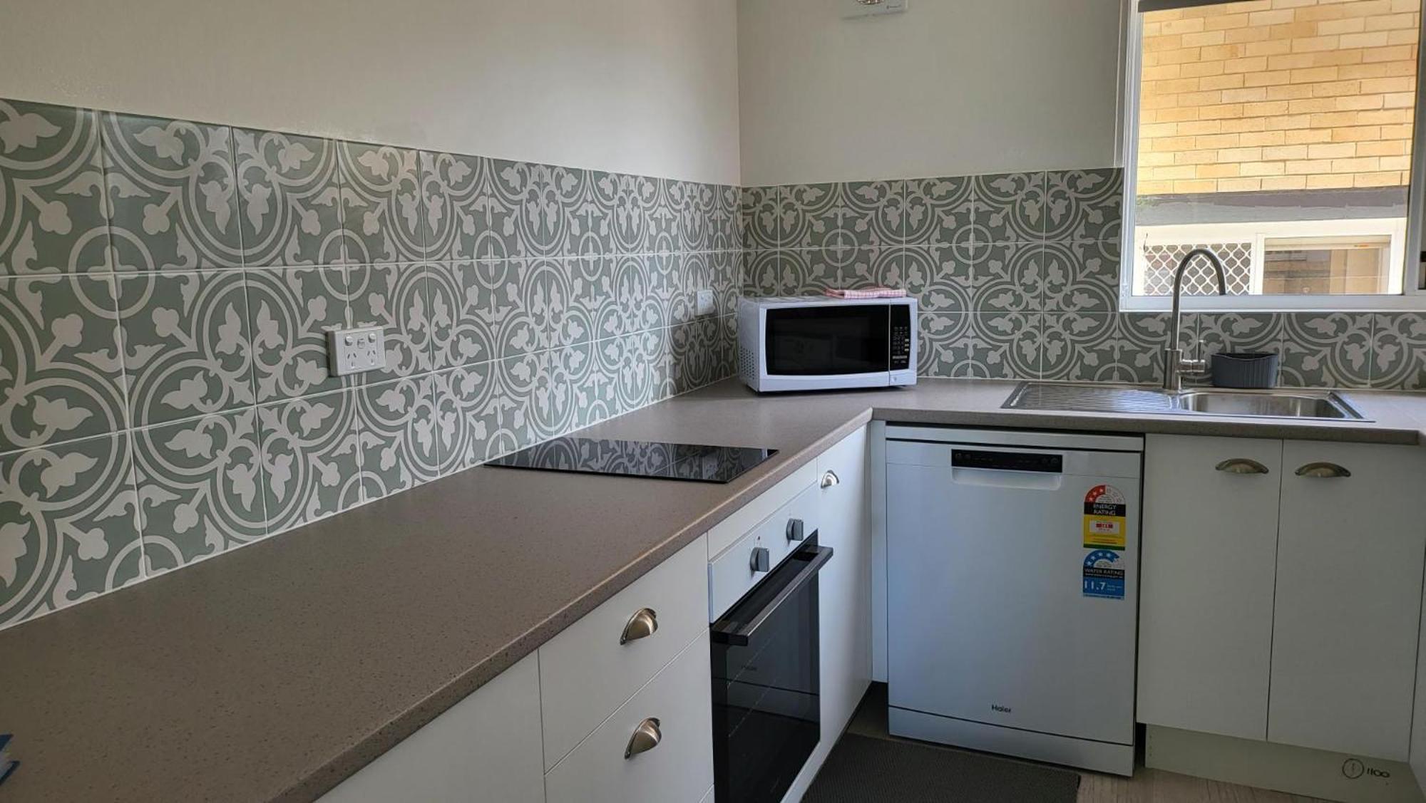 Husky 19 Beautifully Appointed Apartments - Great Location - In The Heart Of Husky Хъскисън Екстериор снимка