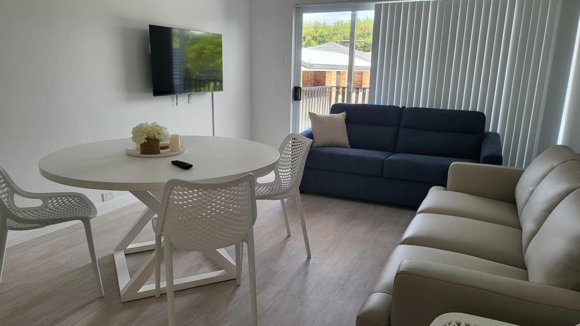 Husky 19 Beautifully Appointed Apartments - Great Location - In The Heart Of Husky Хъскисън Екстериор снимка