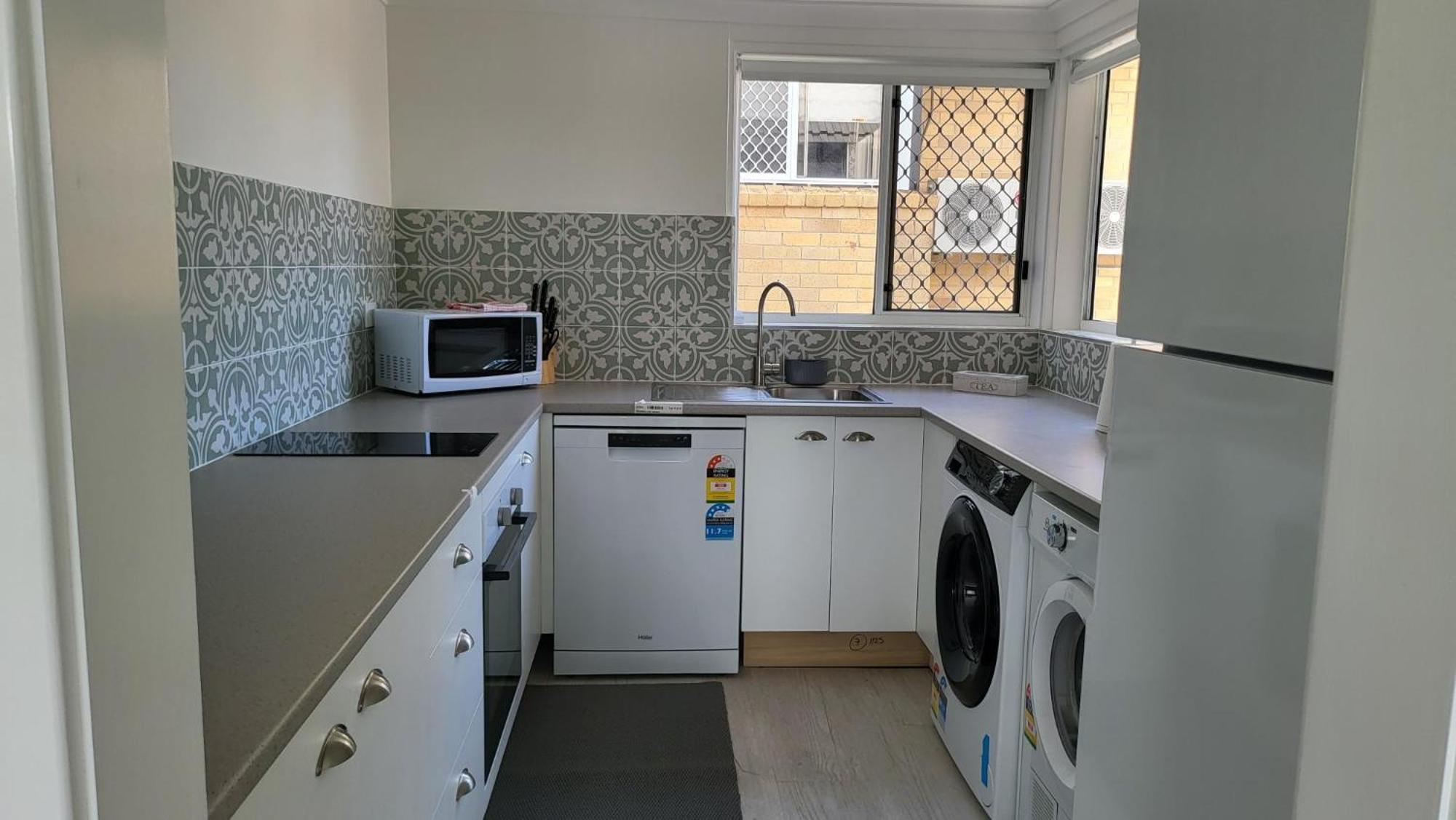 Husky 19 Beautifully Appointed Apartments - Great Location - In The Heart Of Husky Хъскисън Екстериор снимка