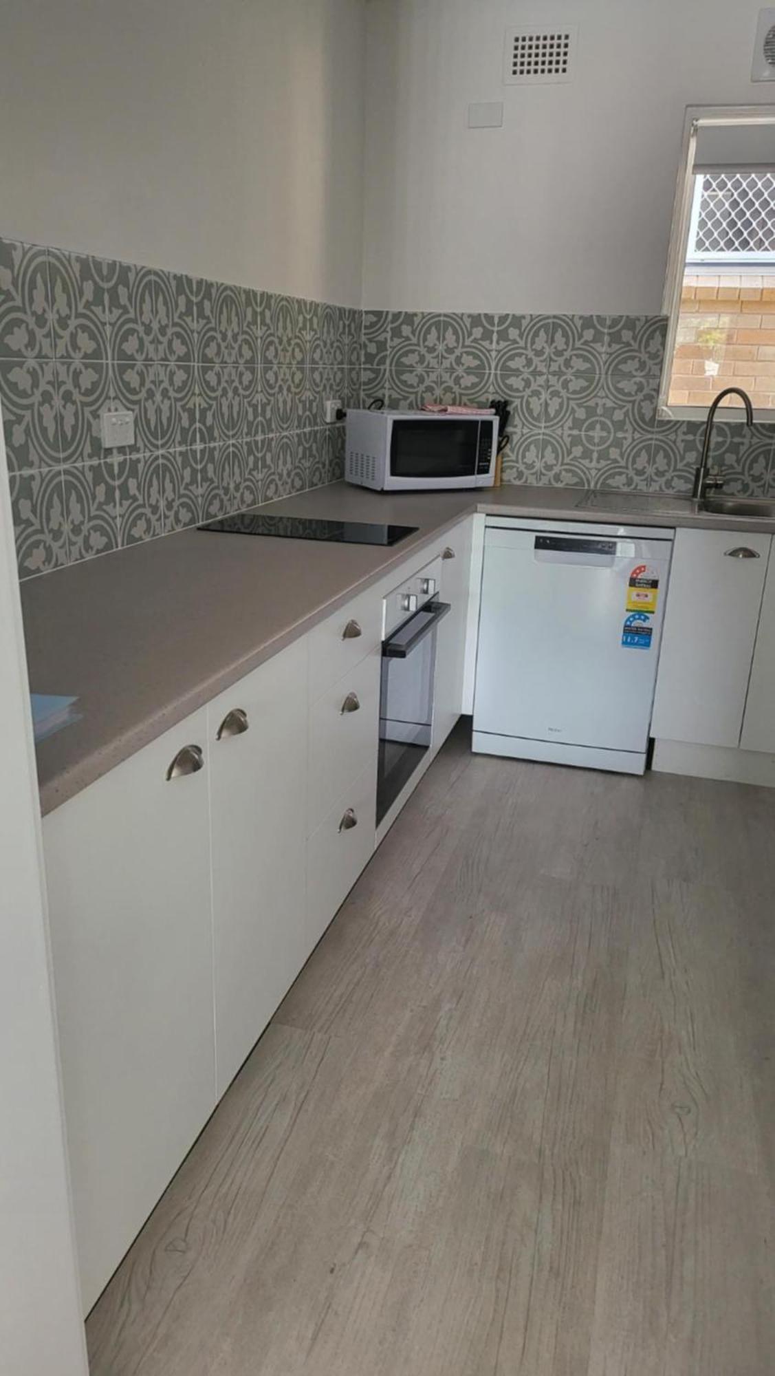 Husky 19 Beautifully Appointed Apartments - Great Location - In The Heart Of Husky Хъскисън Екстериор снимка