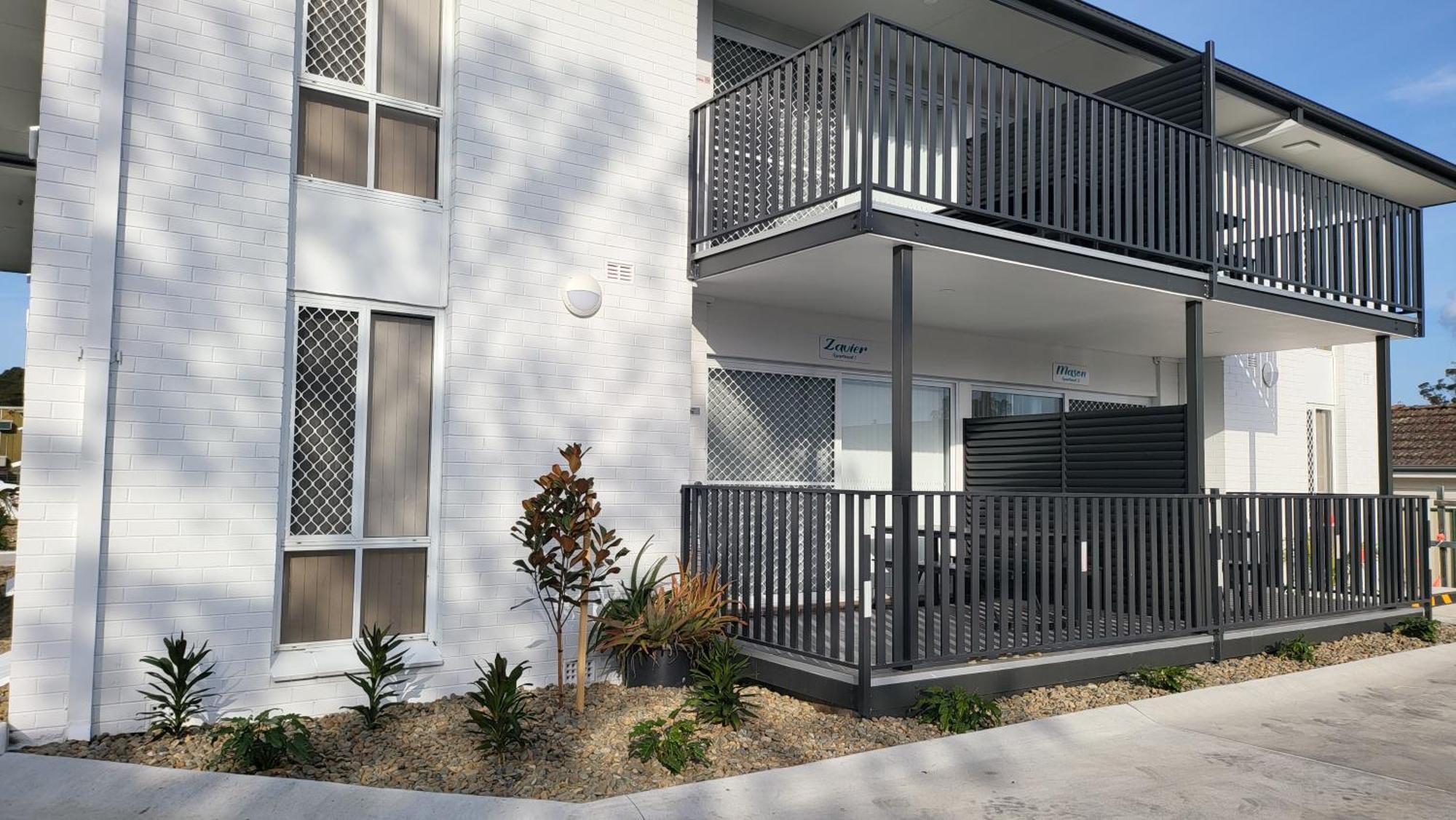 Husky 19 Beautifully Appointed Apartments - Great Location - In The Heart Of Husky Хъскисън Екстериор снимка